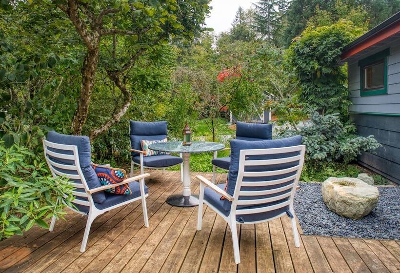 مبيت وإفطار Sehome Garden Inn