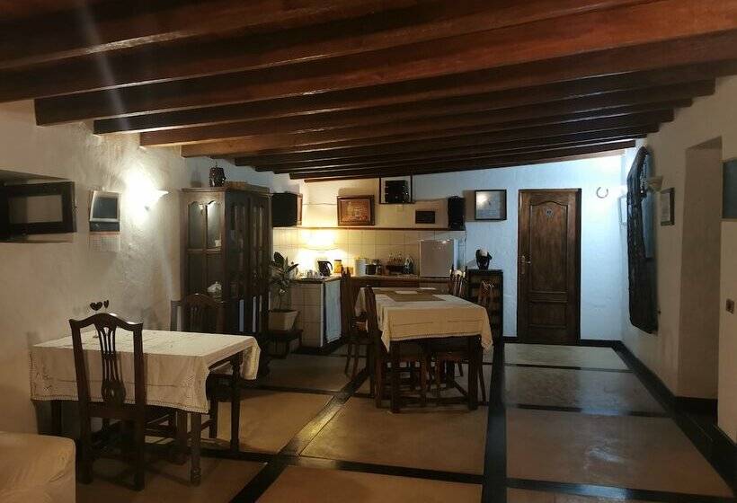 Bed and Breakfast Villa Cecilio