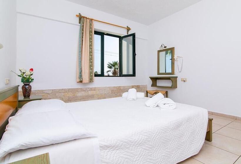 Dionysos Apartments & Studios