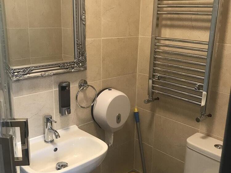 Хостел The Lord Grey