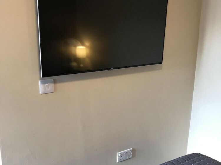 Хостел The Lord Grey