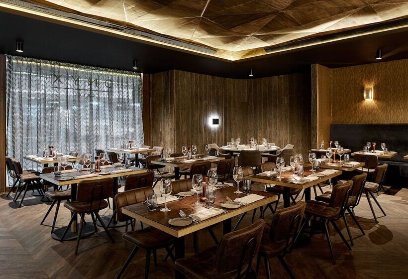 هتل Crowne Plaza Sydney Burwood, An Ihg