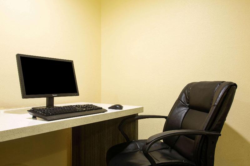 فندق Days Inn By Wyndham Mobile I65