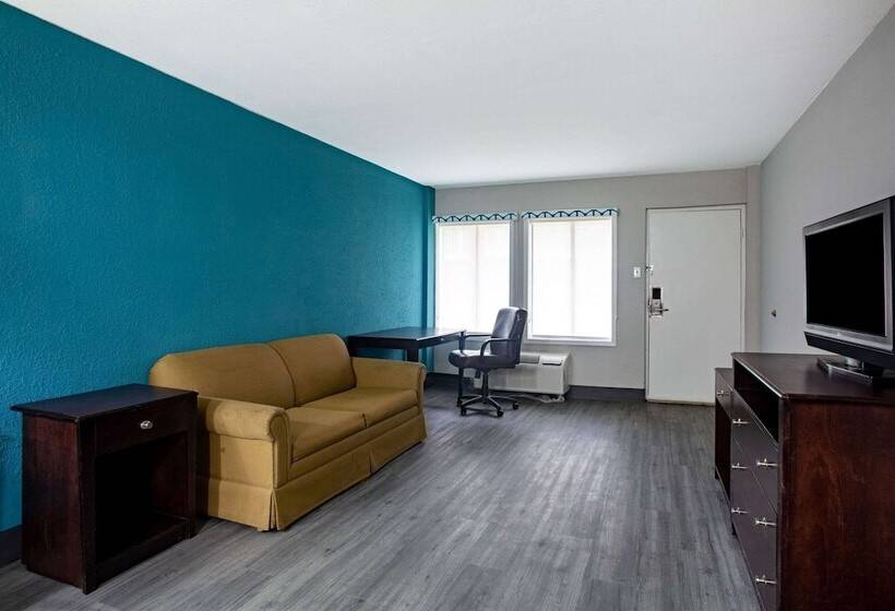 فندق Days Inn By Wyndham Mobile I65