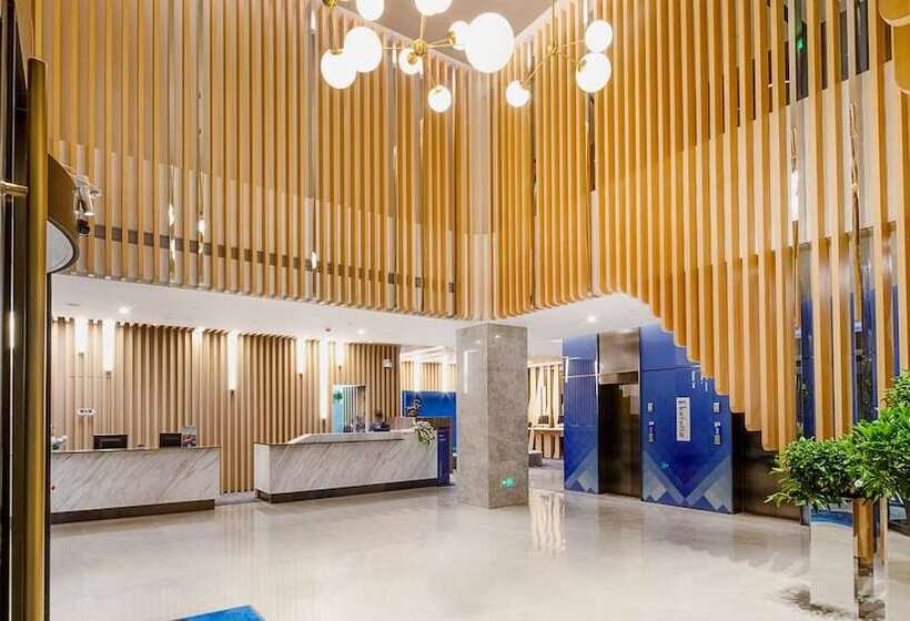 호텔 Holiday Inn Express Shanghai Hongqiao North, An Ihg