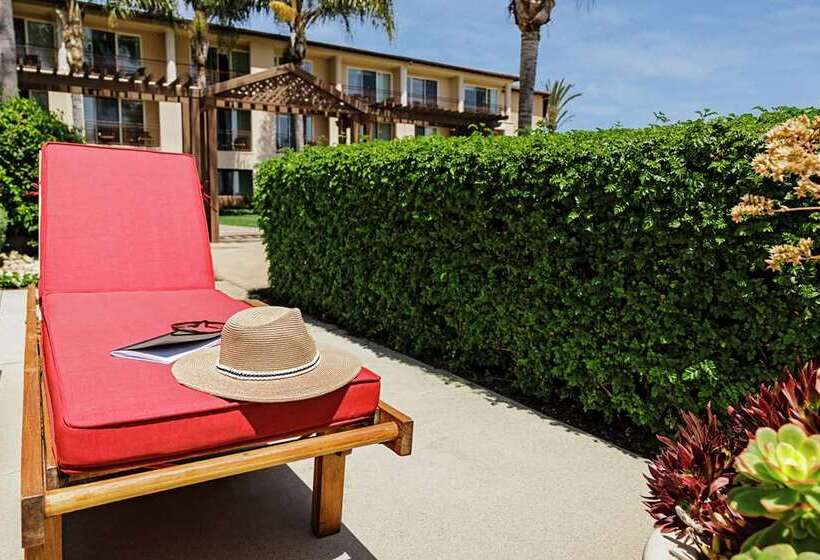 هتل The Cassara Carlsbad, Tapestry Collection By Hilton