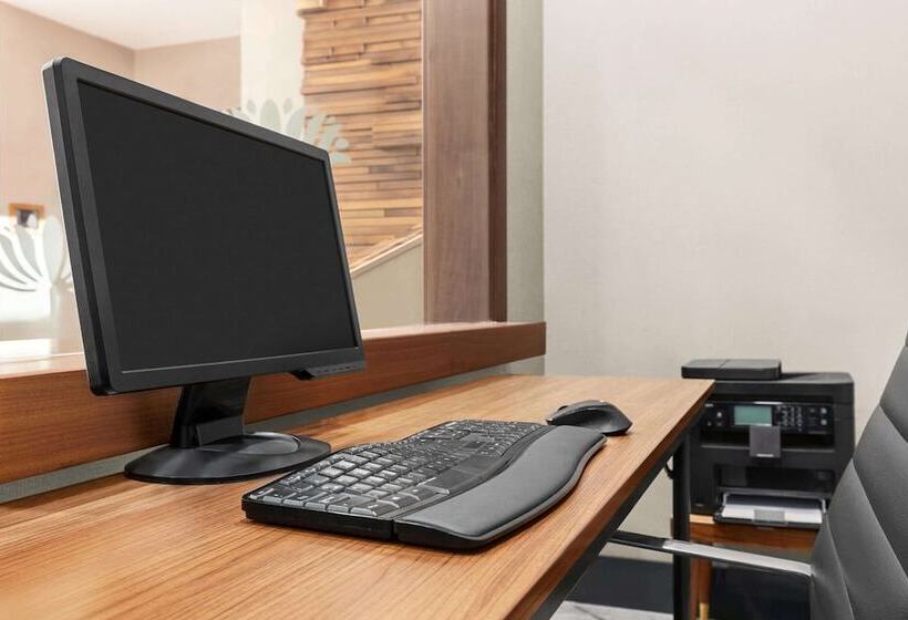 ホテル Tryp By Wyndham Istanbul Topkapi