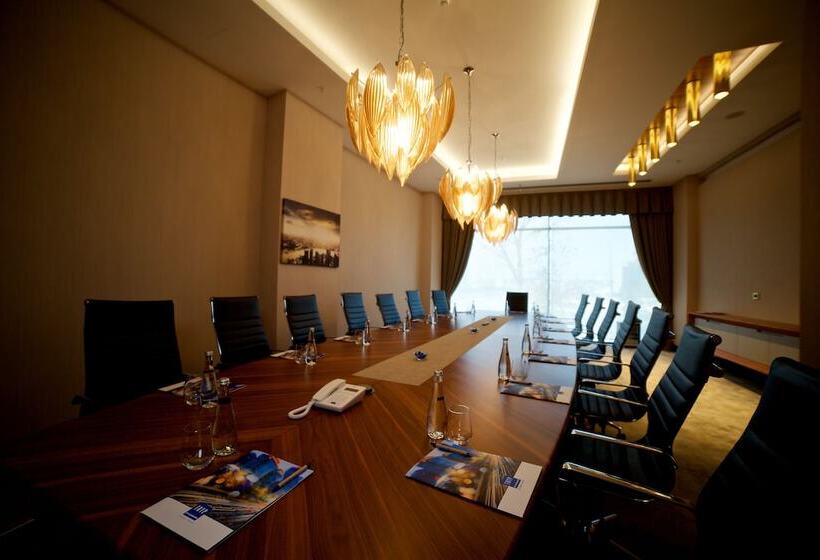 ホテル Tryp By Wyndham Istanbul Topkapi