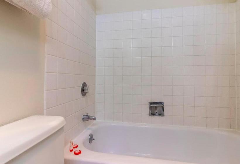 فندق Rodeway Inn