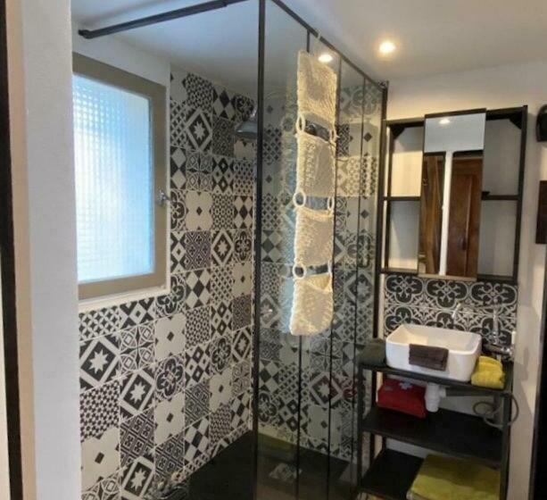 Les Remparts De Lauris Coeur Médiéval Et Patio