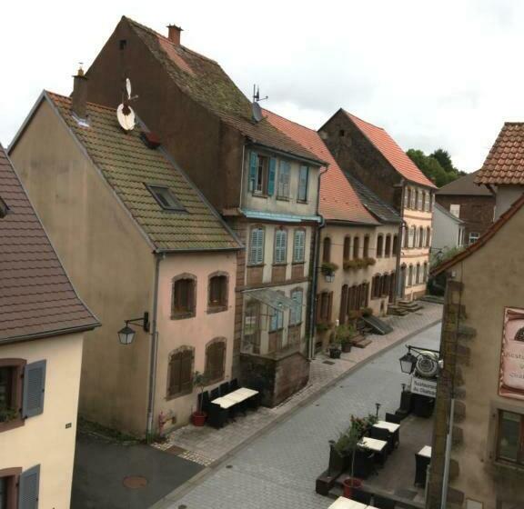 Les Appartements D Estelle