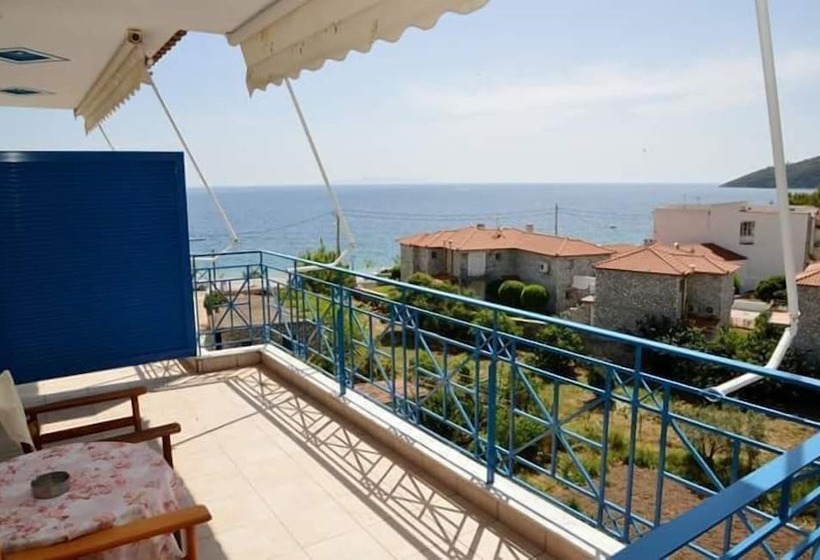 Matina Apartments Tyros