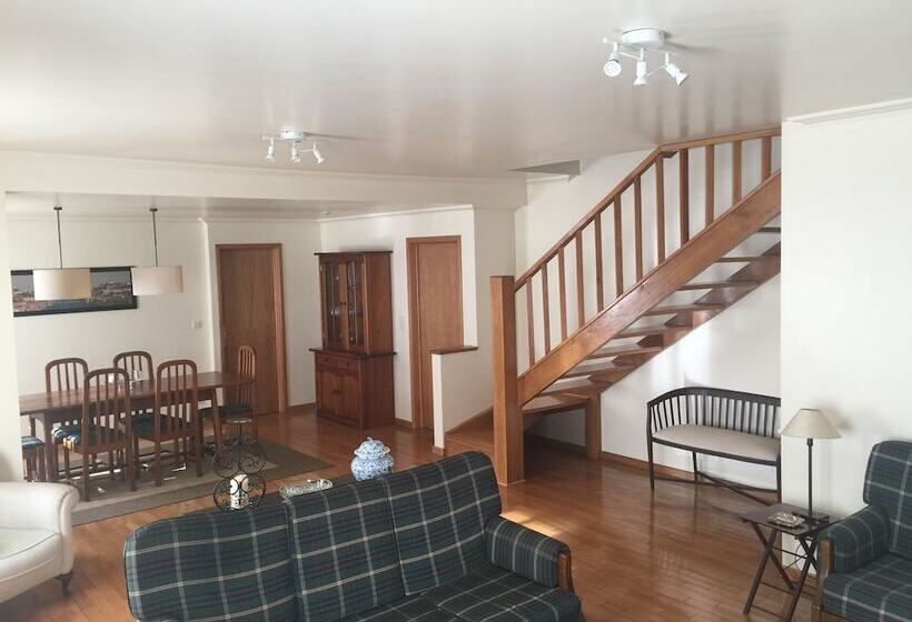 Пансион Apartamento Senadomum