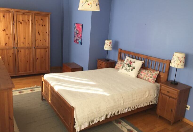 Пансион Apartamento Senadomum