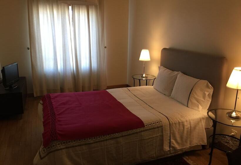 Пансион Apartamento Senadomum