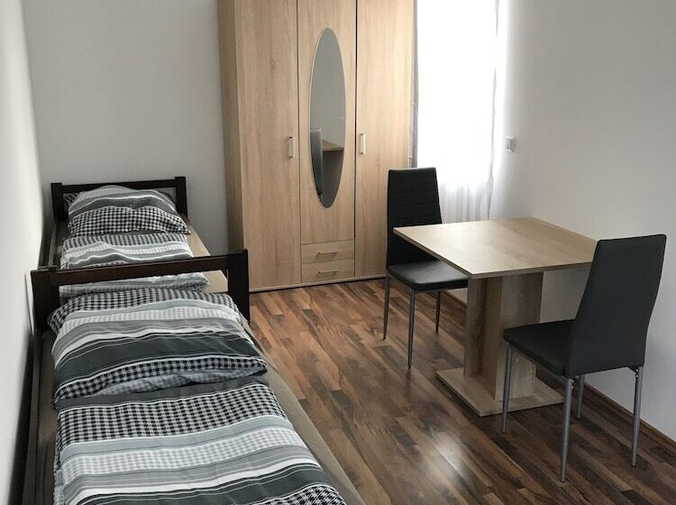 پانسیون Monteurzimmer