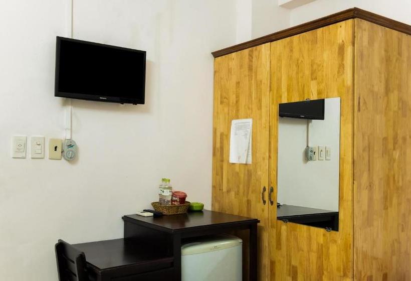 پانسیون Oyo 390 Hoa Cat