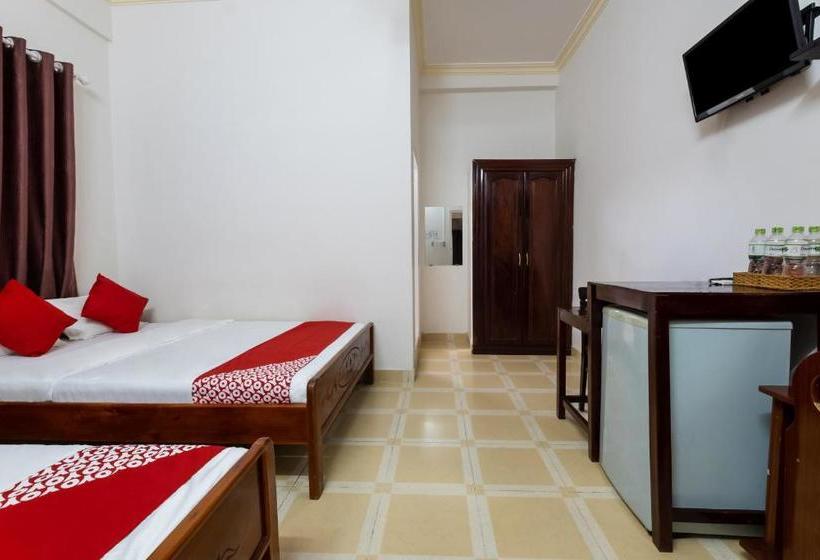 پانسیون Oyo 390 Hoa Cat