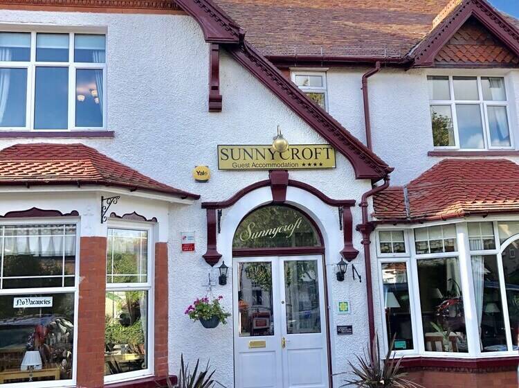 פנסיון Sunnycroft Private