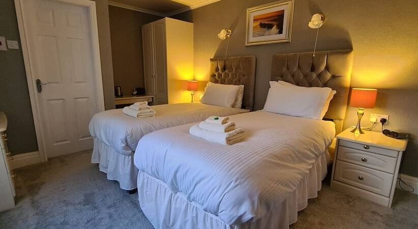 פנסיון Sunnycroft Private