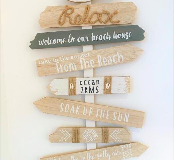 Seaside Cottage With Parking