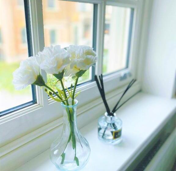 Seaside Cottage With Parking