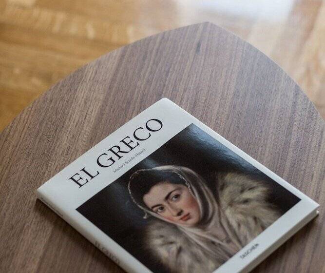 Sleek Flat In Central Syntagma By Upstreet