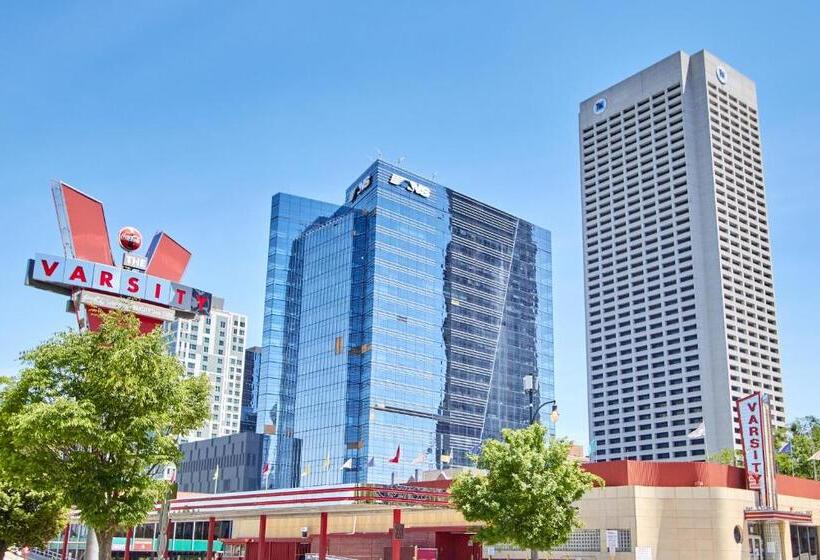 Sonder Baltimore Place