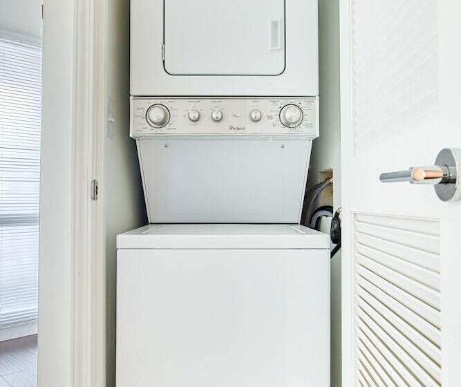 Sonder Baltimore Place