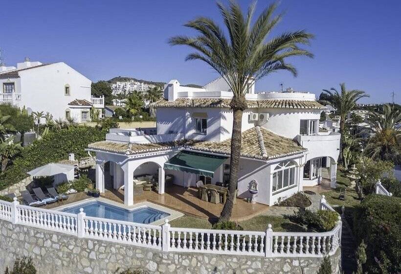 Spacious Villa With Impressive Views