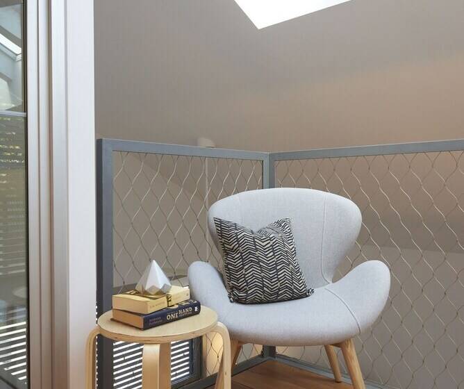 Studio Reuss A City Retreat