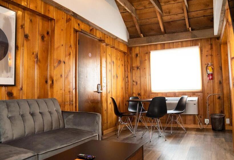 The Nightingale Motel