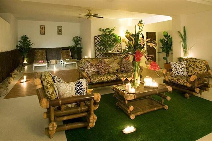 Unique Luxurious And Palacial Villa