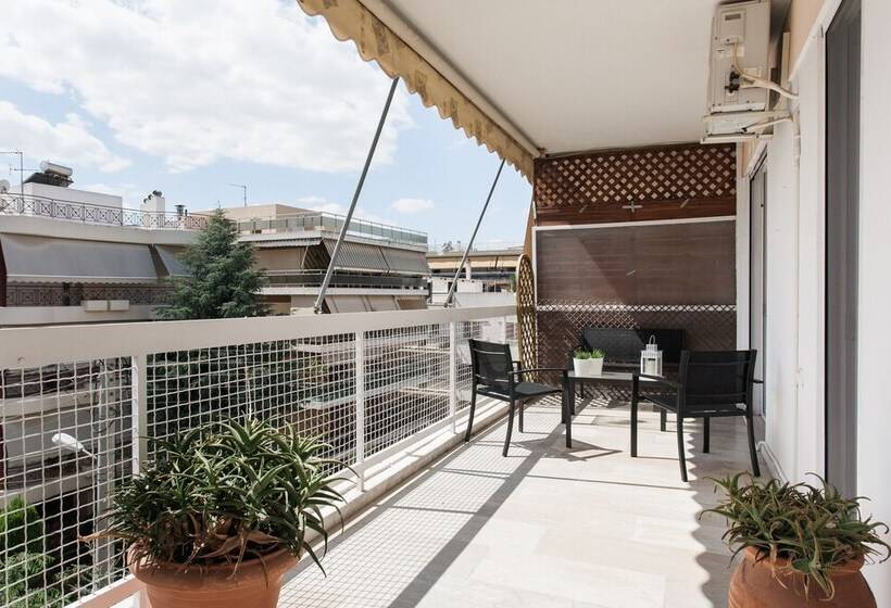 Upstreet Bright 1bd Apt In Chalandri