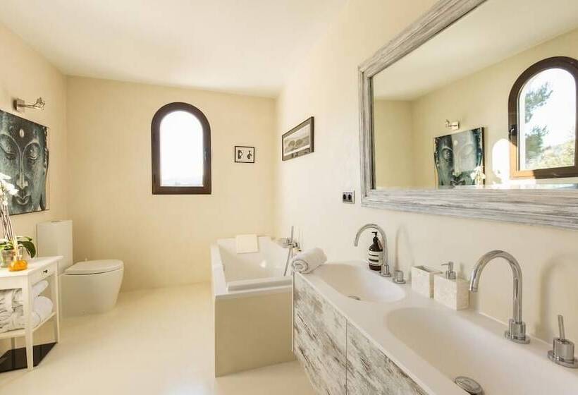 Villa Can Garrovers Ibiza