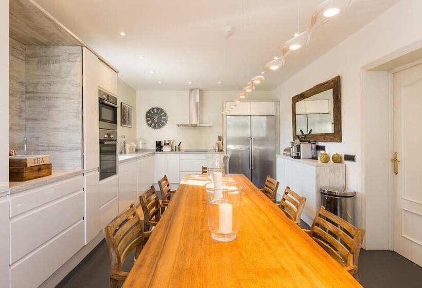 Villa Can Garrovers Ibiza