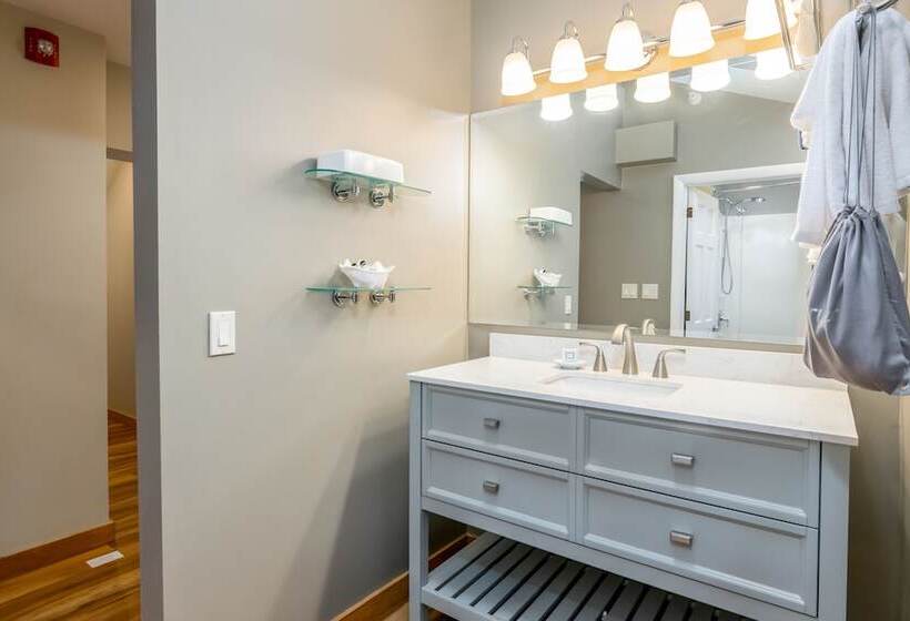 استراحتگاه Grey Fox Inn