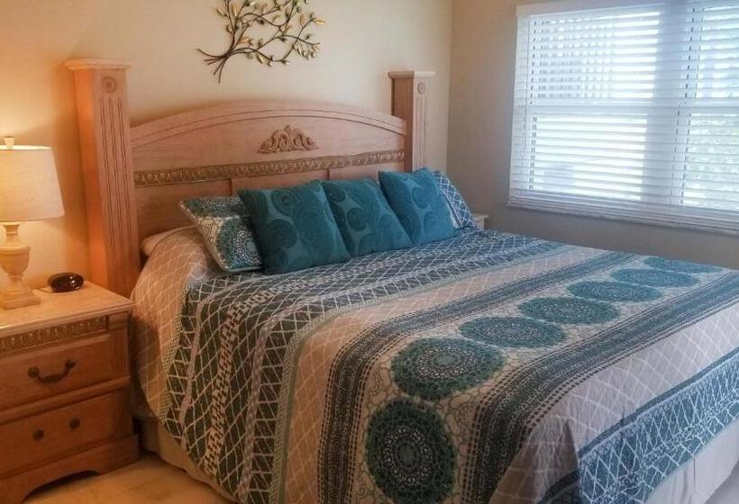 Gulf Strand Resort By Travel Resort Services