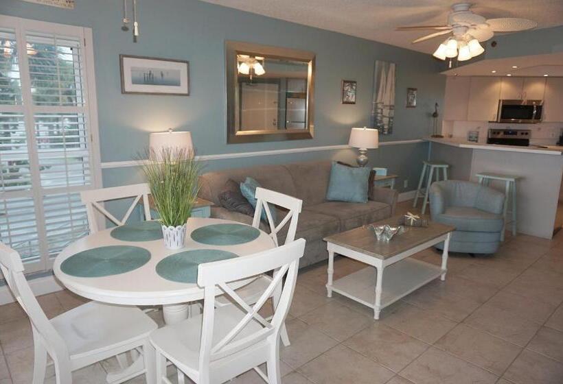 Gulf Strand Resort By Travel Resort Services