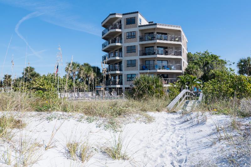 Gulf Strand Resort By Travel Resort Services