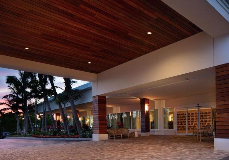 فندق Amara Cay Resort