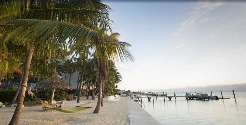 فندق Amara Cay Resort