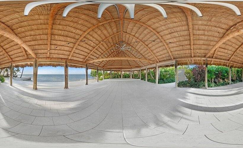 فندق Amara Cay Resort