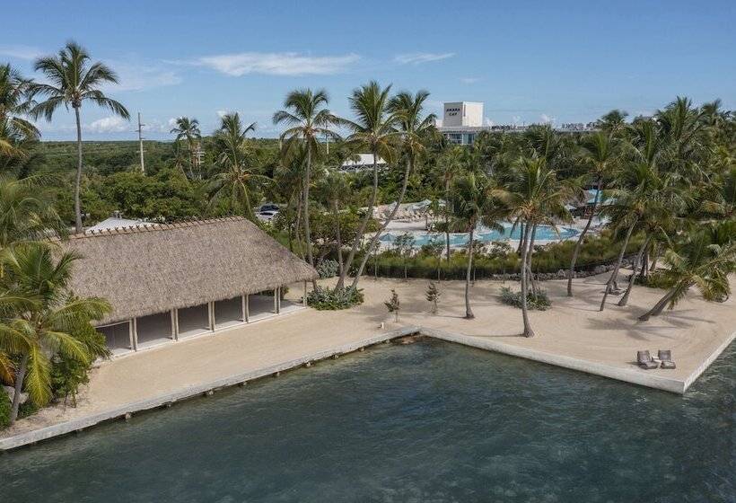 فندق Amara Cay Resort