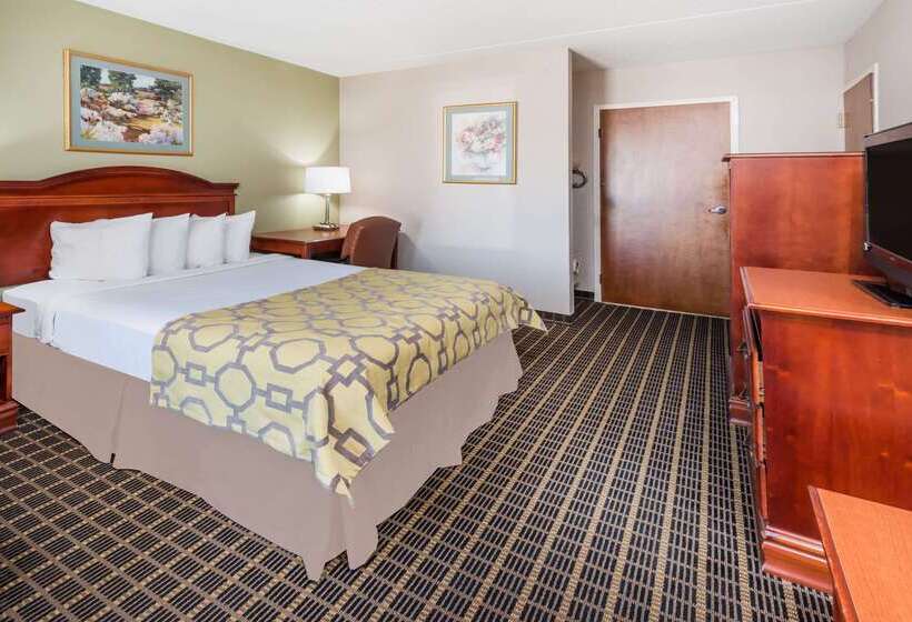 فندق Baymont By Wyndham Clarksville Northeast