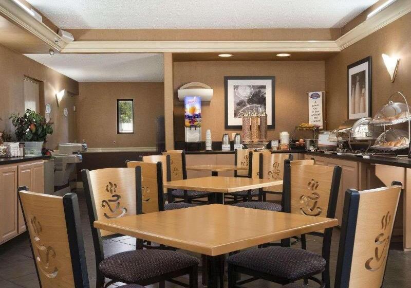 בית מלון כפרי Baymont By Wyndham Fort Walton Beach Mary Esther