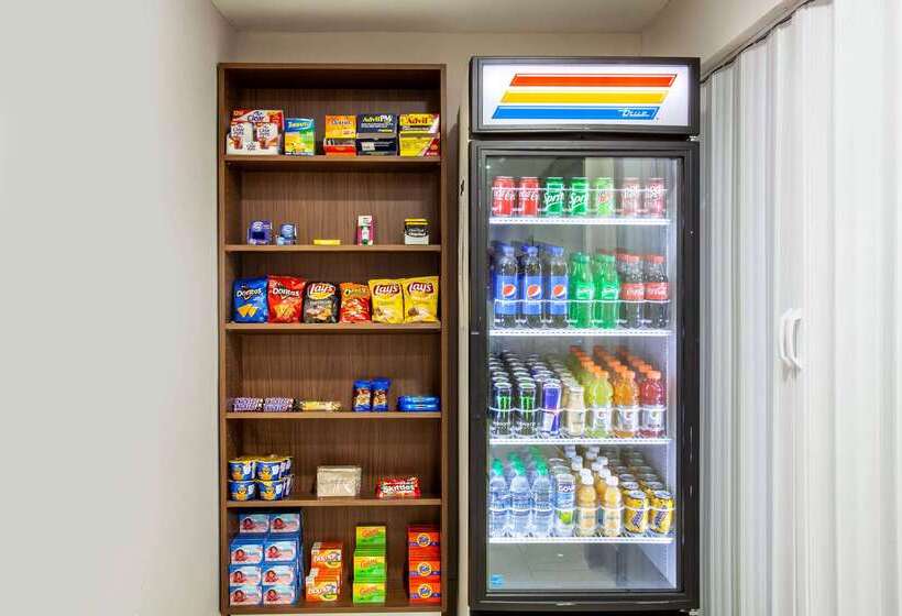 فندق Baymont By Wyndham Mcdonough