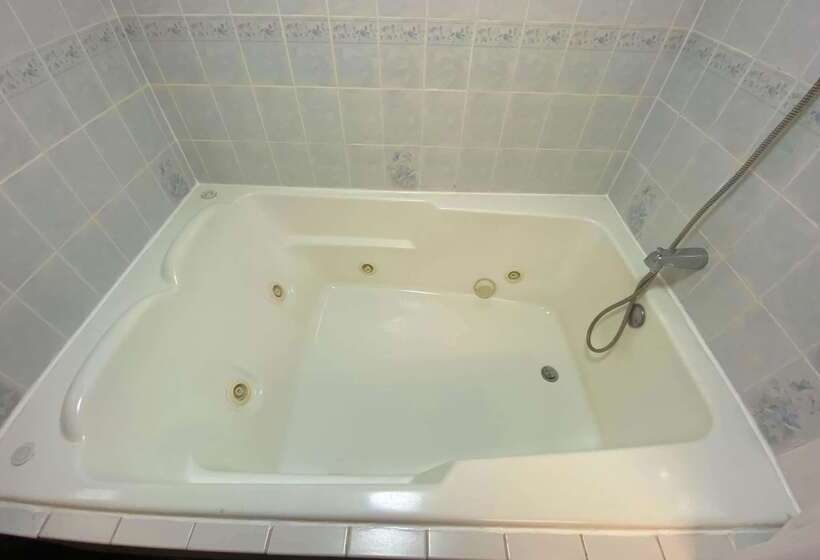 فندق Baymont By Wyndham Mcdonough