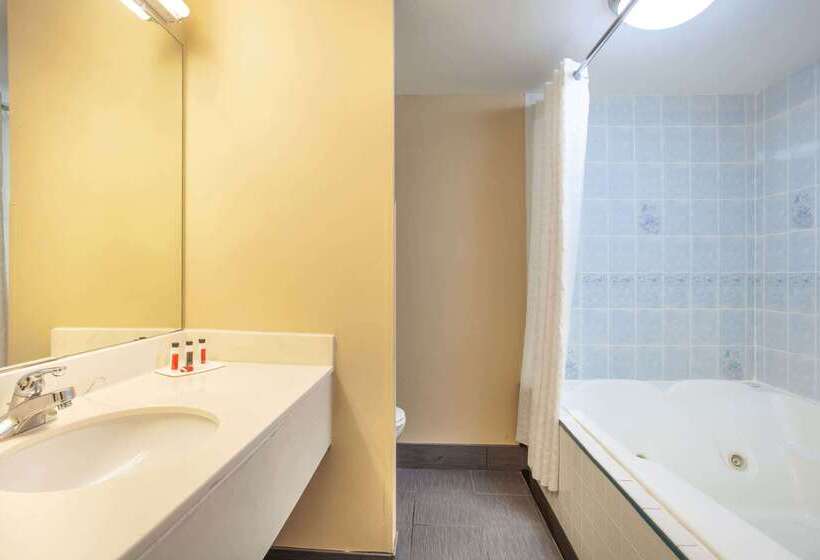 فندق Baymont By Wyndham Mcdonough