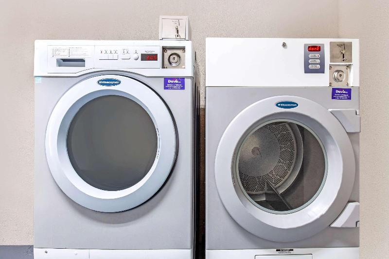 فندق Baymont By Wyndham Mcdonough